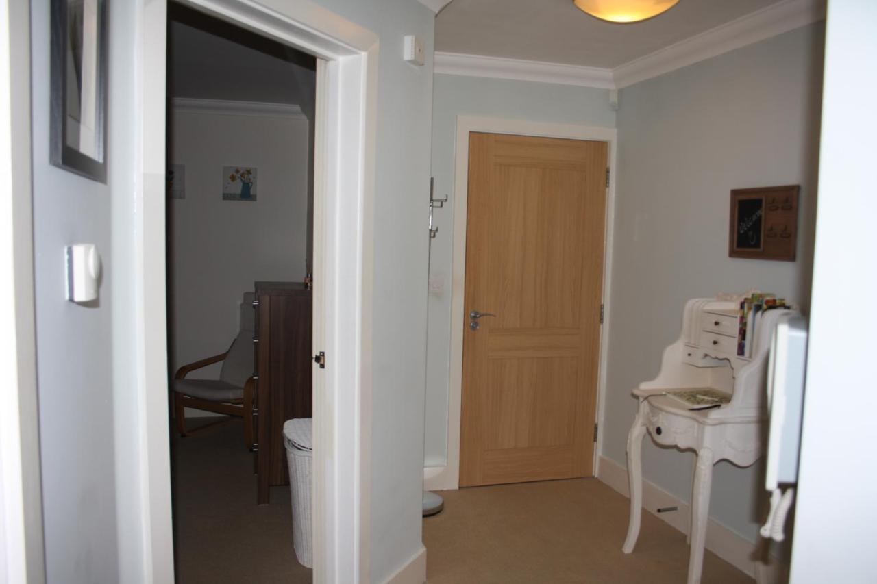 Canterbury Elms Courtアパートメント 部屋 写真